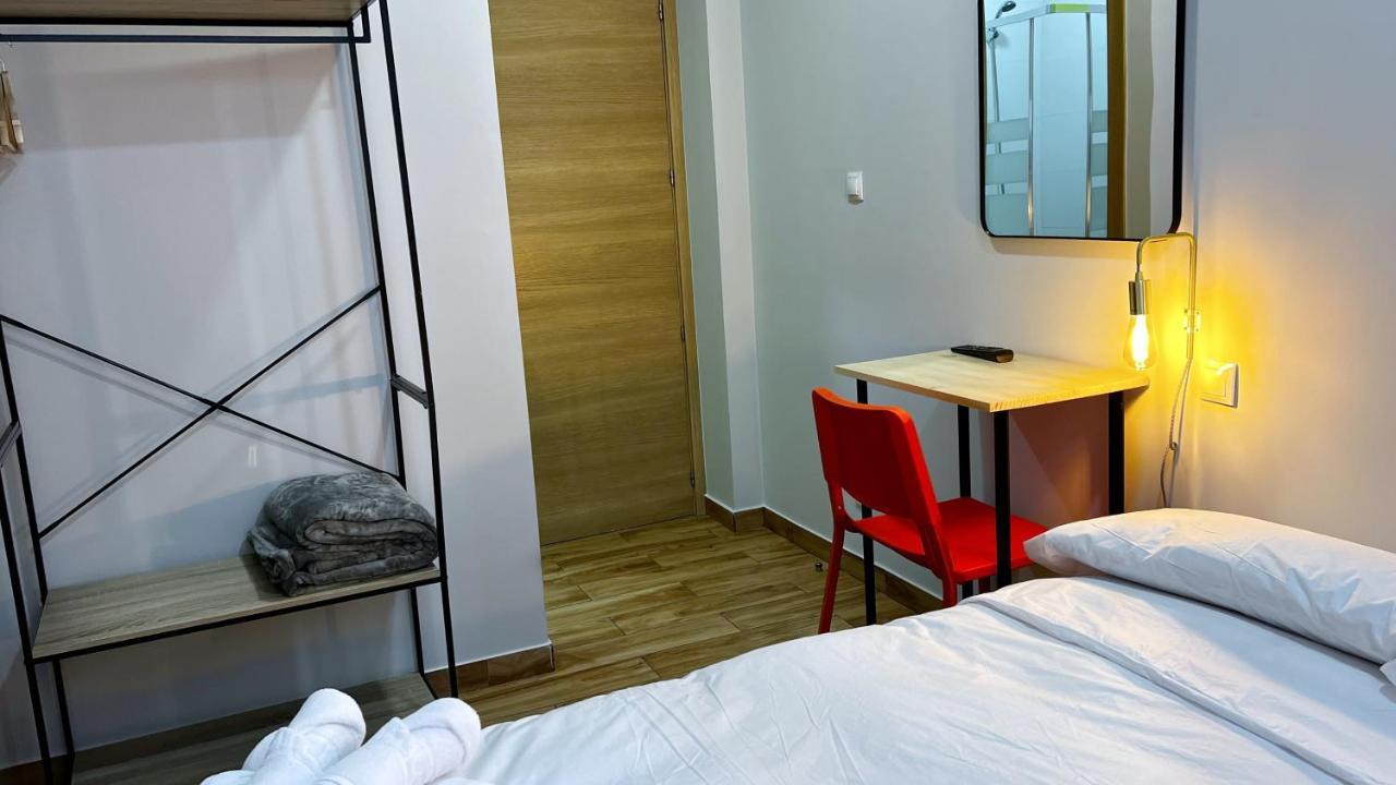 Iturriaga Ostatua Self Check In Hotel Билбао Екстериор снимка